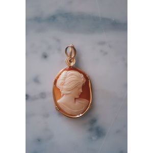 Antique 14k Gold/Peach Cameo Brooch Pendant